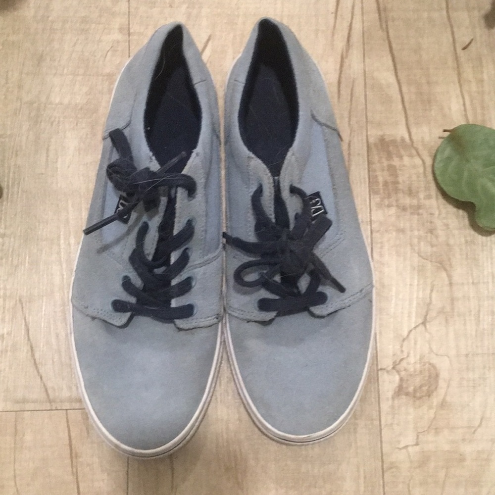 DC sneakers